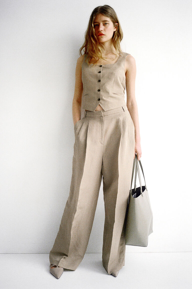 Celian Linen Trousers by Soaked - Peach
