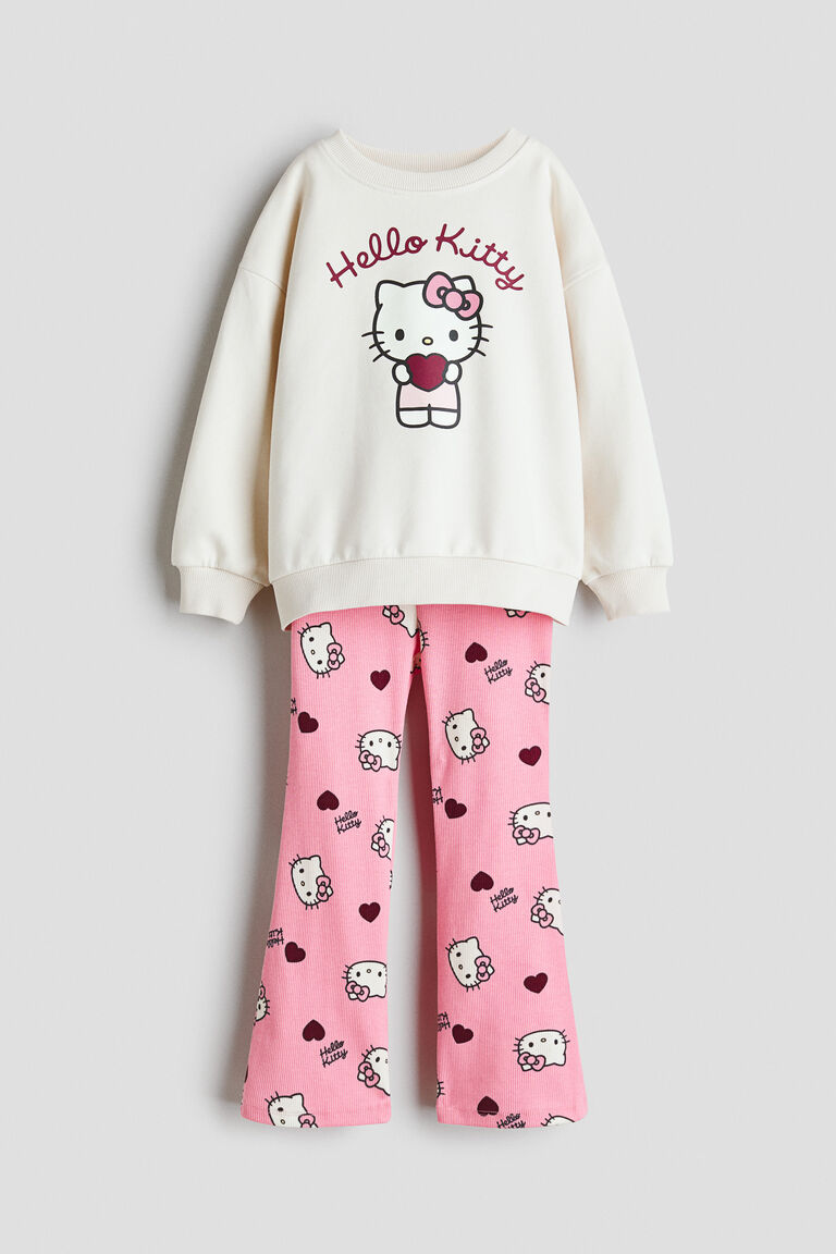 2-piece sweatshirt and leggings set