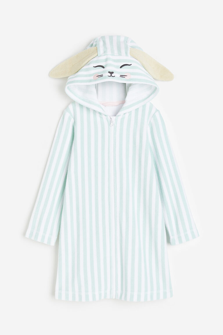 Hooded dressing gown