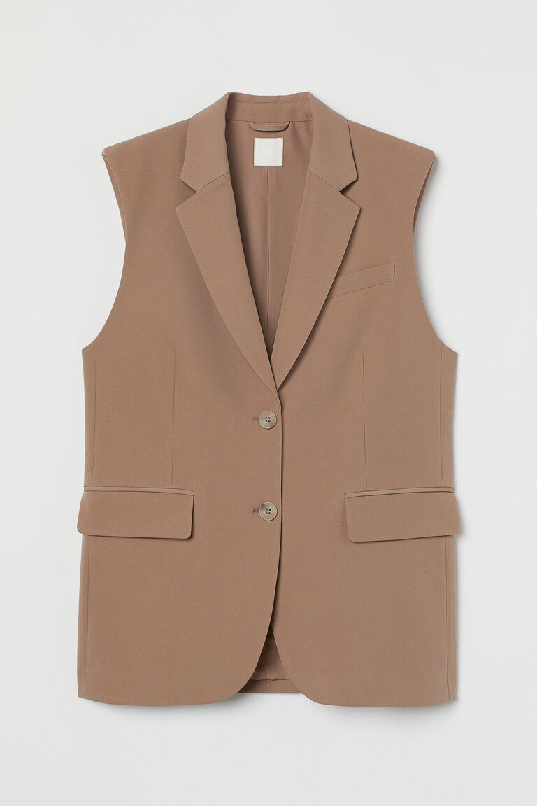 Sleeveless jacket
