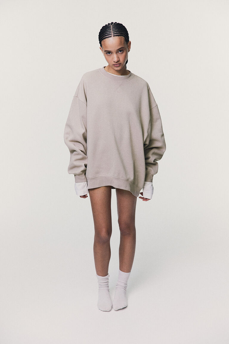 Oversized sweatshirt