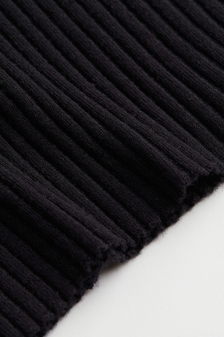 Collared ribknit top