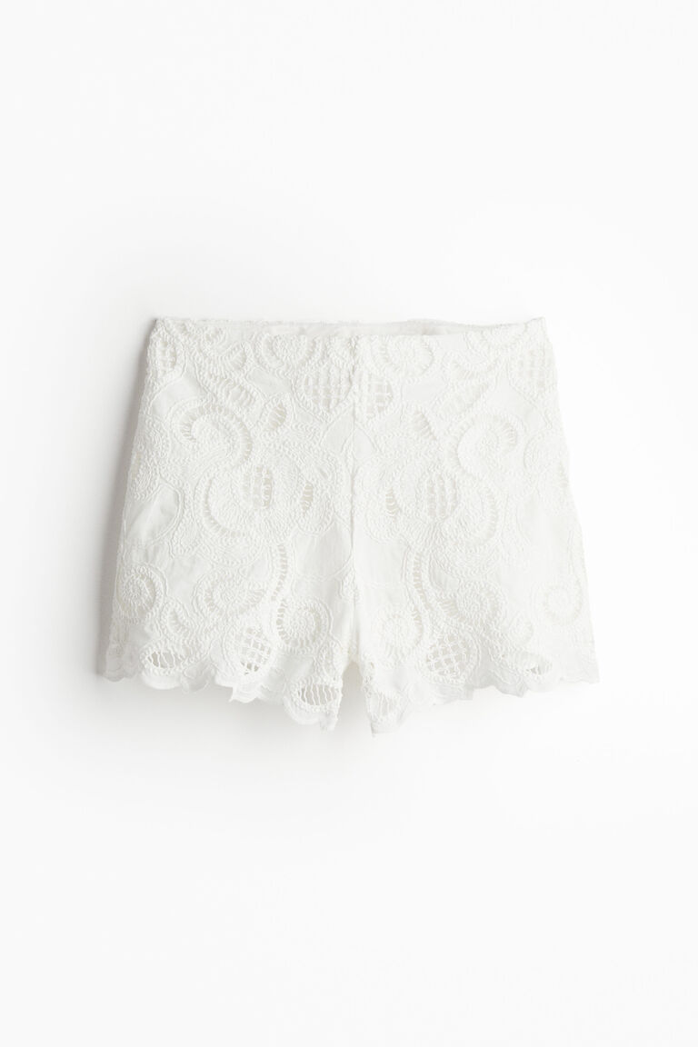 ショートパンツ RAQUEL DINIZ BAHIA SHORTS IN BRODERIE ANGLAISE LACE Raquel Diniz Shorts for Women - Shop on FARFETCH
