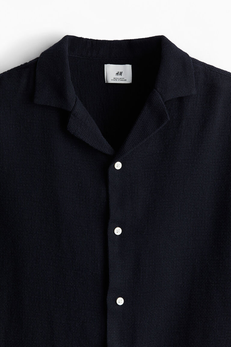 Regular Fit Textured resort shirt