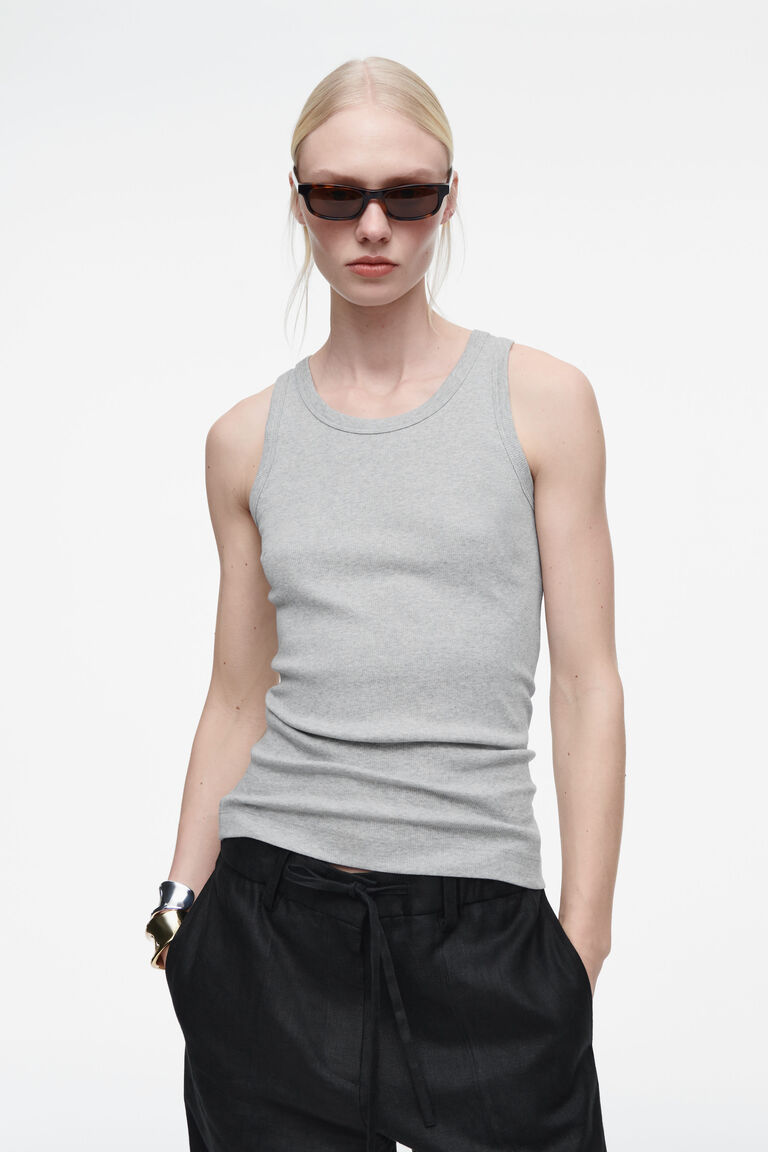 RIBBED TANK TOP