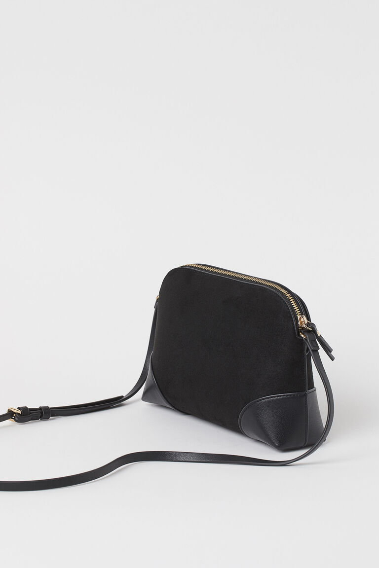 Small shoulder bag