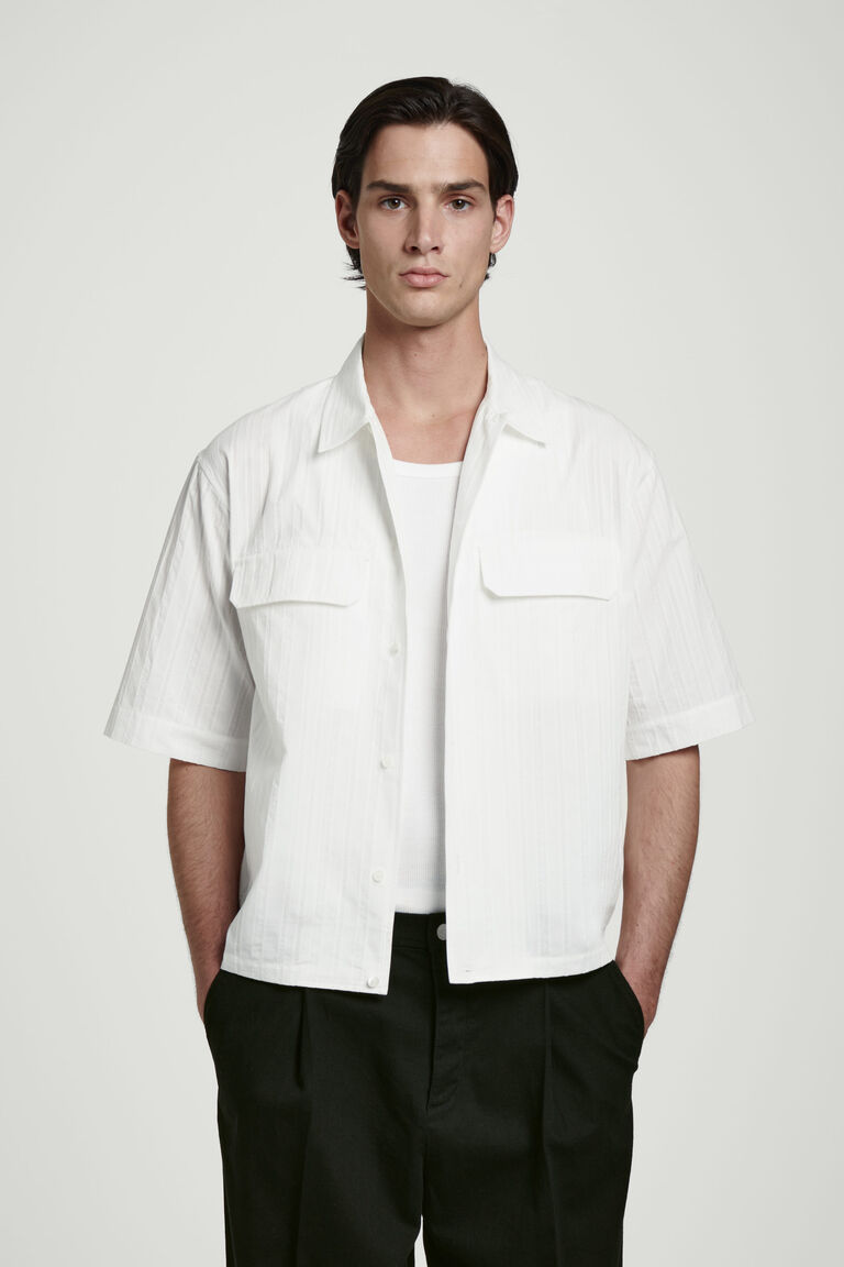 เสื้อเชิ้ตแขนยาว สไตล์ UTILITY มีกระเป๋า ทรงหลวม