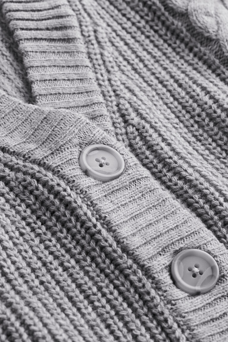 Knitted cardigan