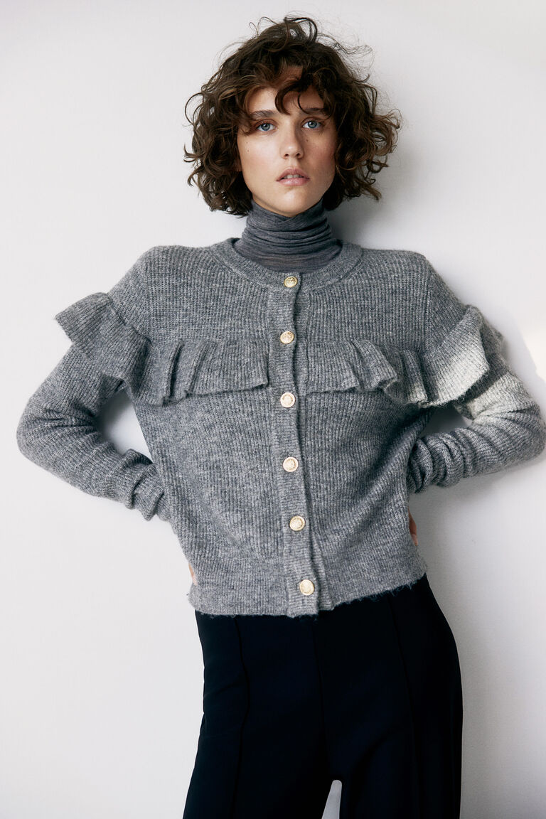 Frill-trimmed rib-knit cardigan