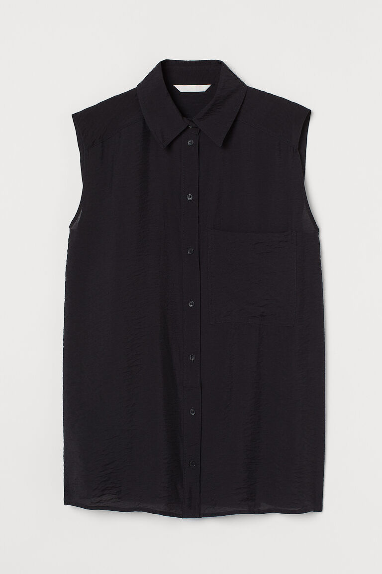 Sleeveless shirt