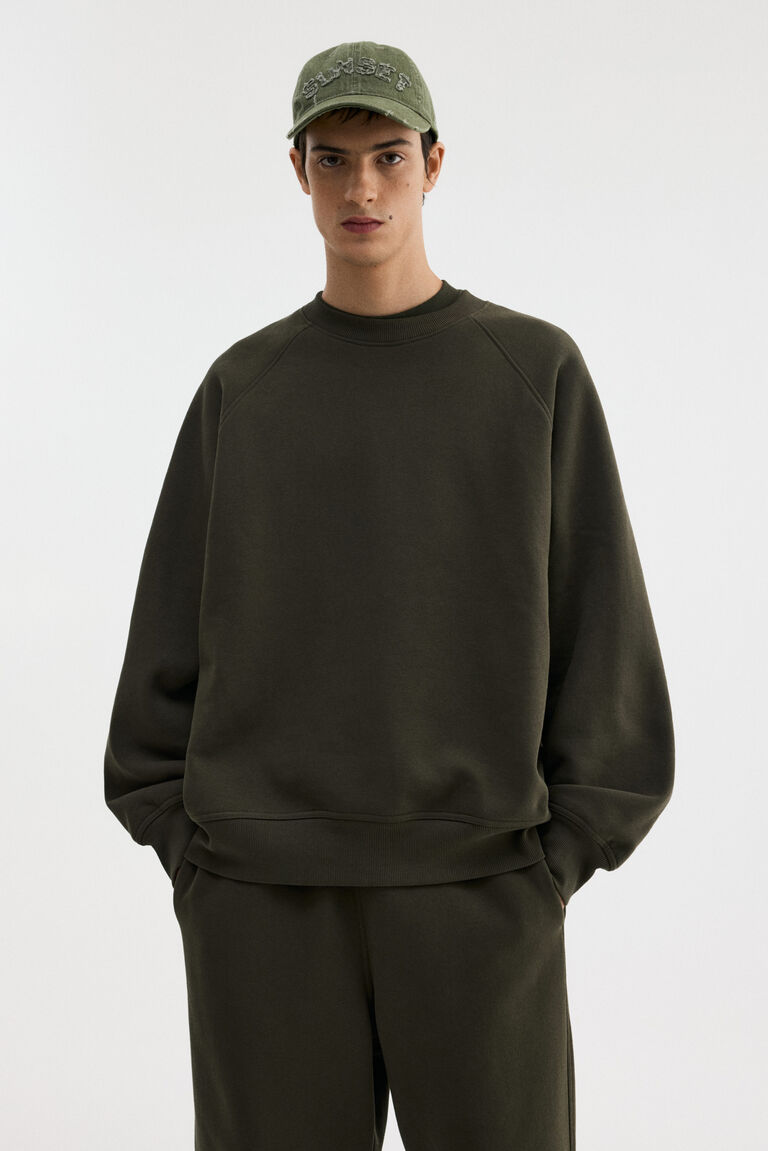 Oversized Fit Sweatshirt