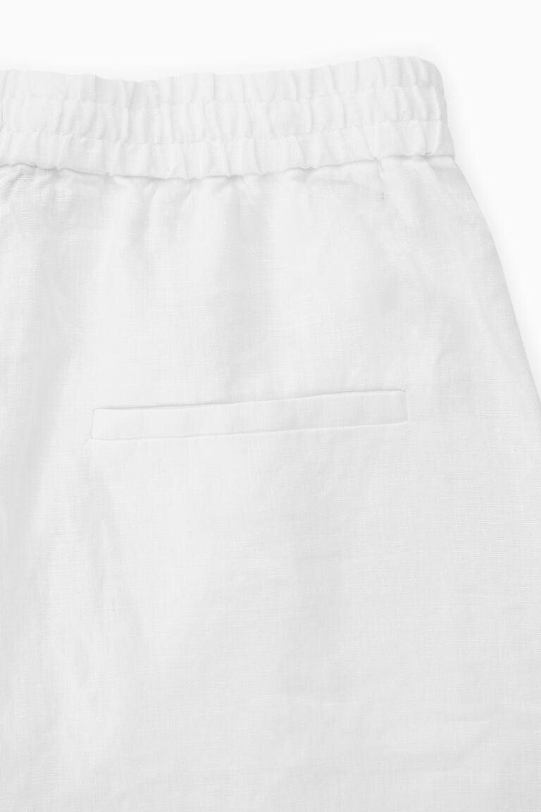 ELASTICATED LINEN SHORTS