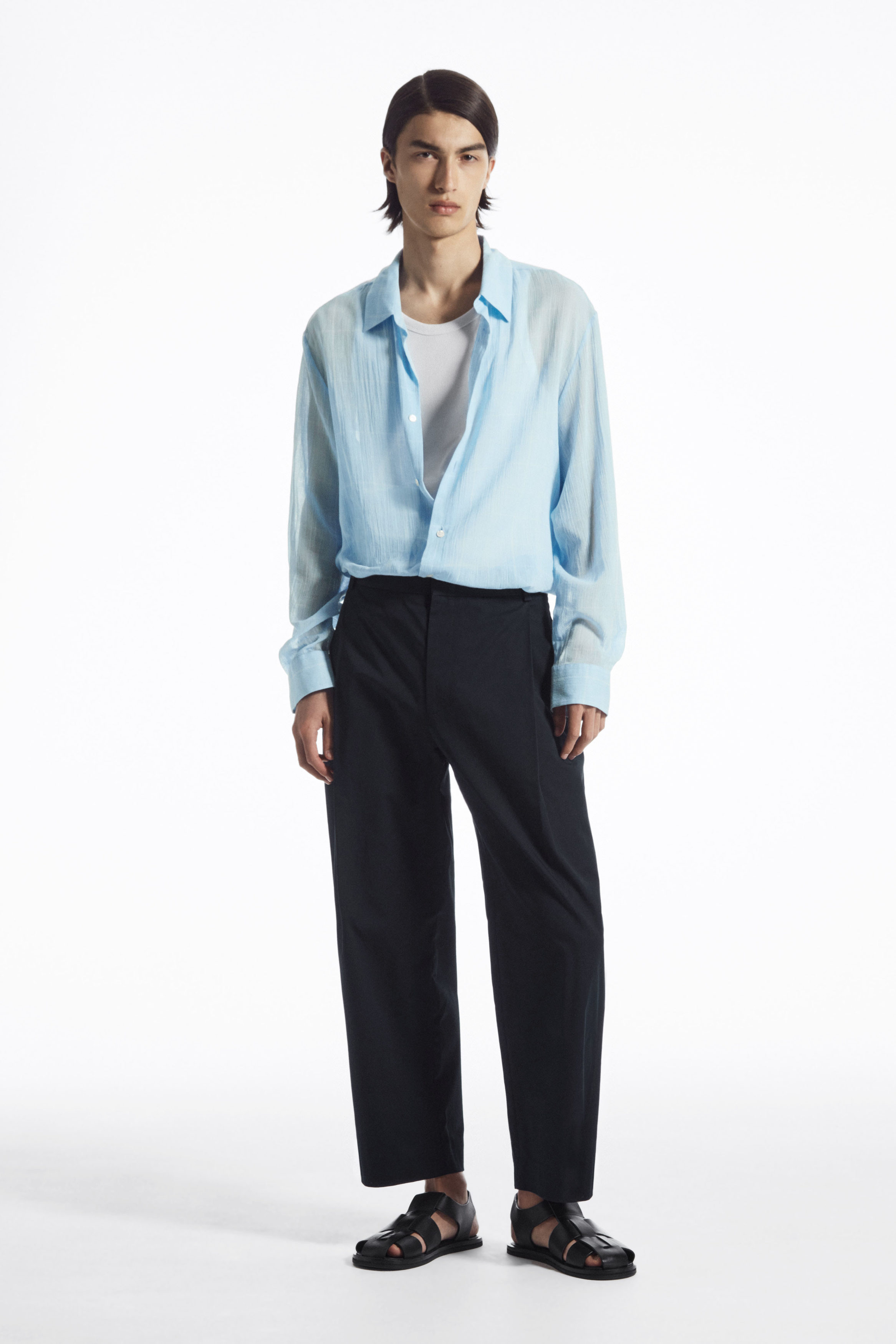 PLEATED TAPERED TROUSERS
