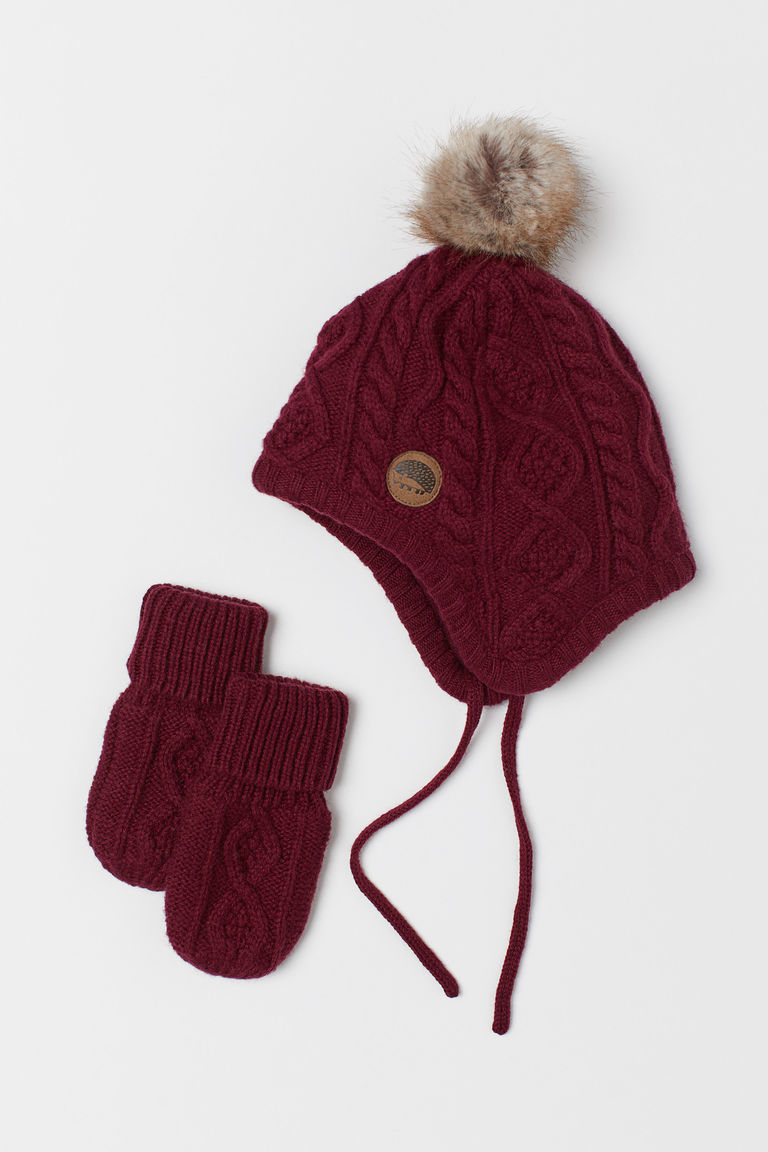 Hat and mittens