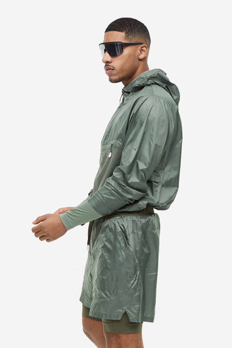 Windproof doublelayered running shorts