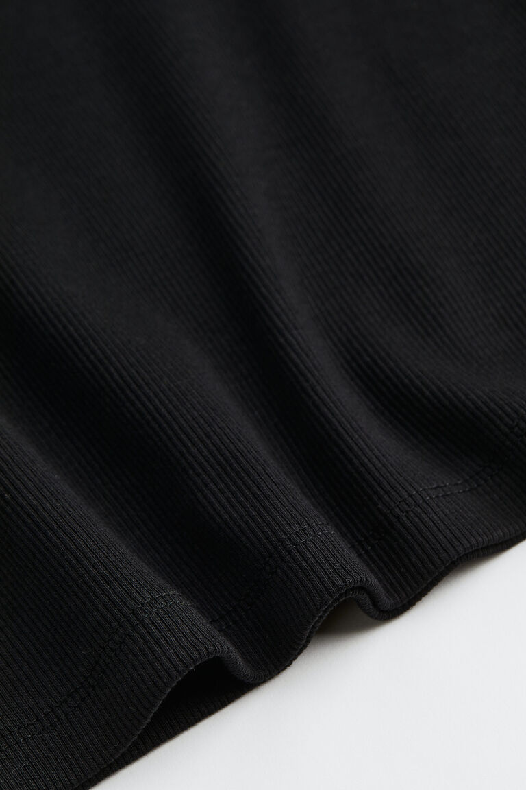 CAMI TOP 640620 IN BLACK COTTON RIBBED KNIT