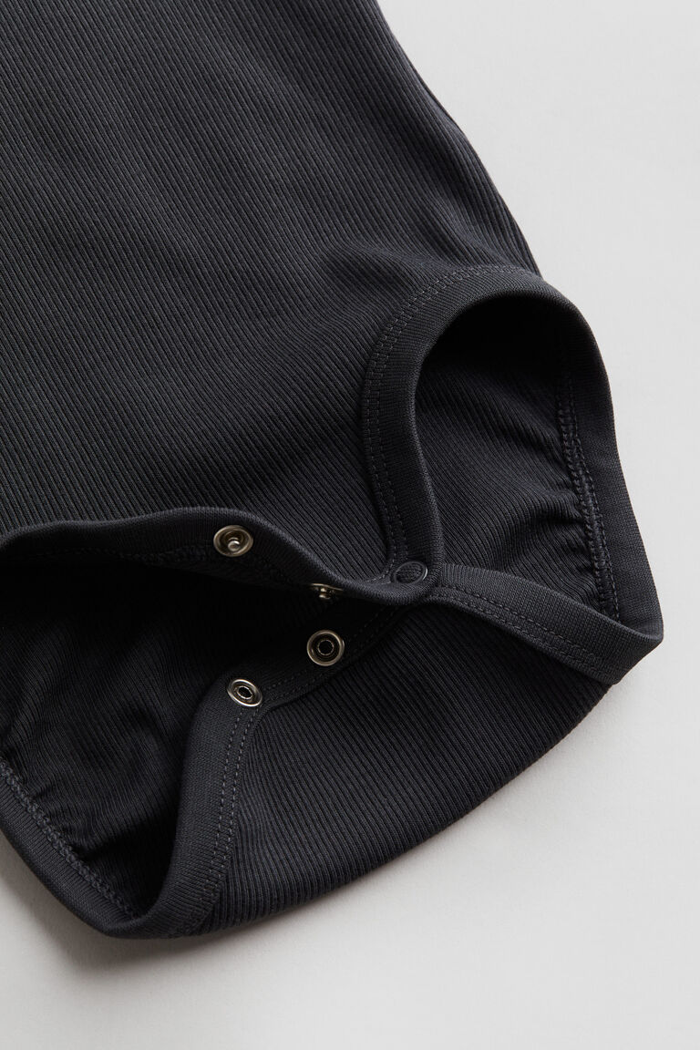 67058 Ribbed two piece main image 0
