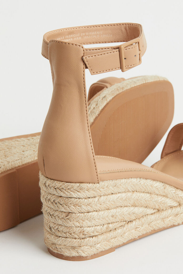 Wedgeheeled espadrilles