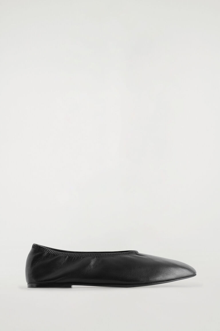 MINIMAL LEATHER BALLET FLATS