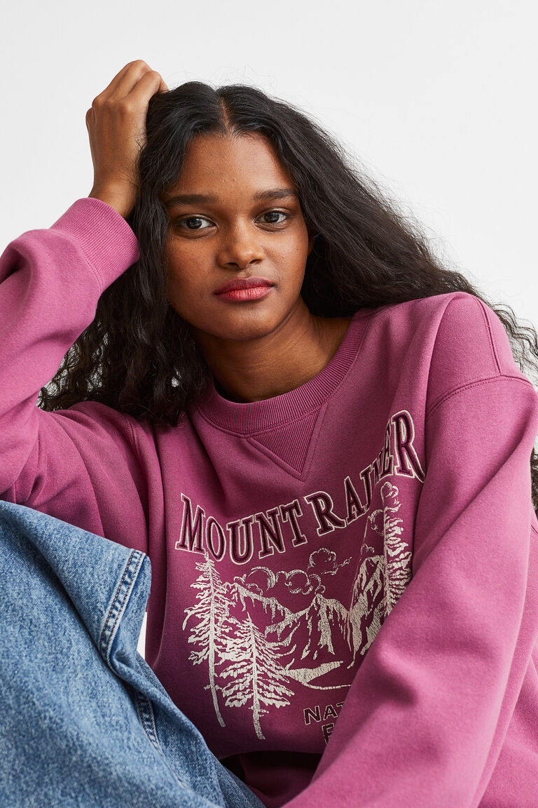 Sweatshirt