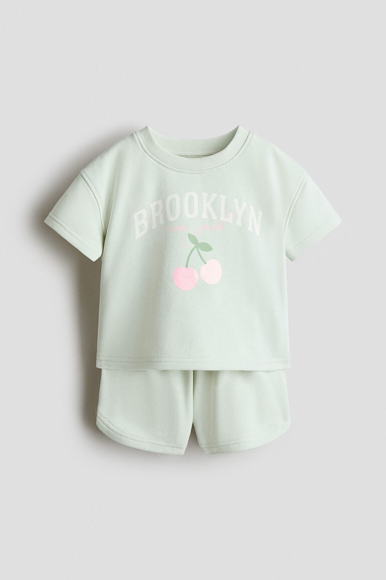 2-piece sweatshirt set
