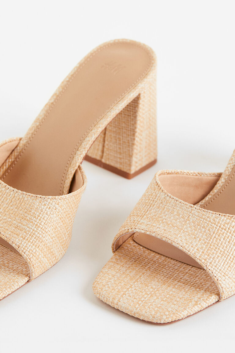 straw mules