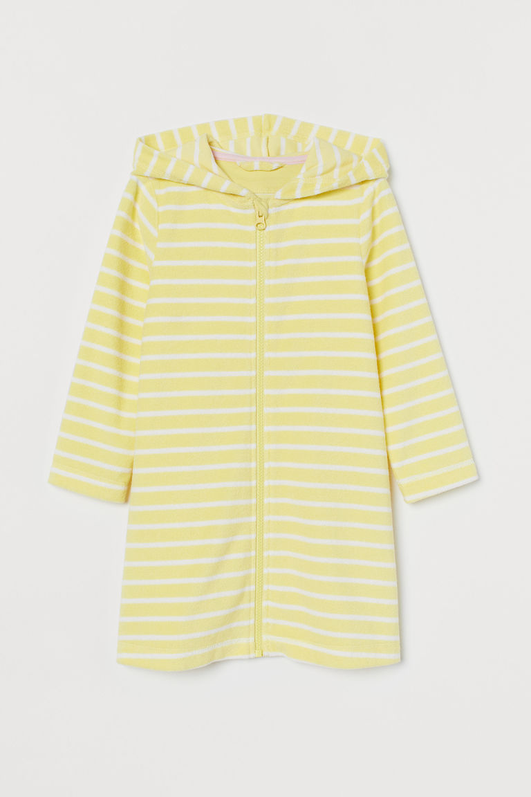 Hooded dressing gown