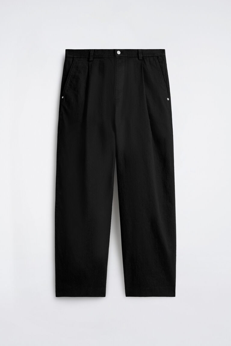 PLEATED RELAXED-FIT WIDE-LEG DENIM TROUSERS