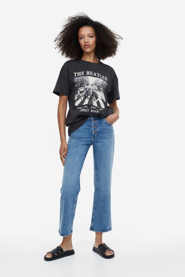 [ JEANS] Big printed T-shirt ★大人気★ Men's Black Oversized Back Printed T-Shirt - J&JP, Buy Now