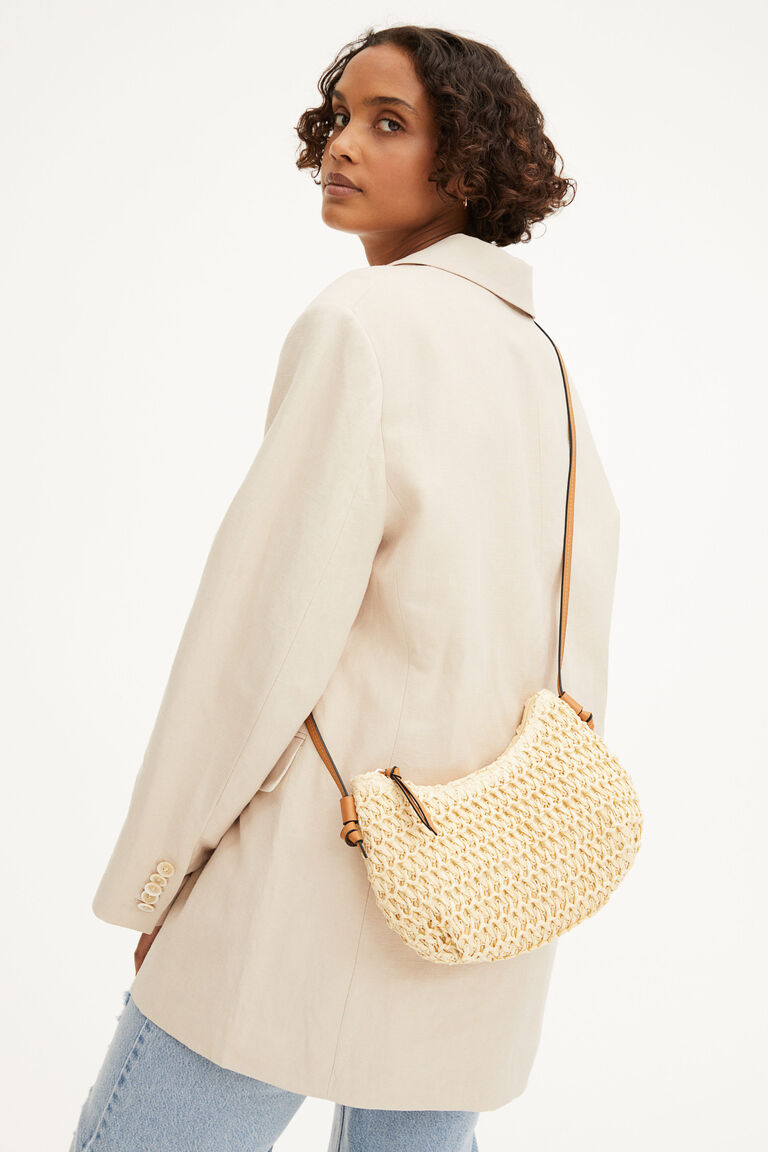 Straw shoulder bag