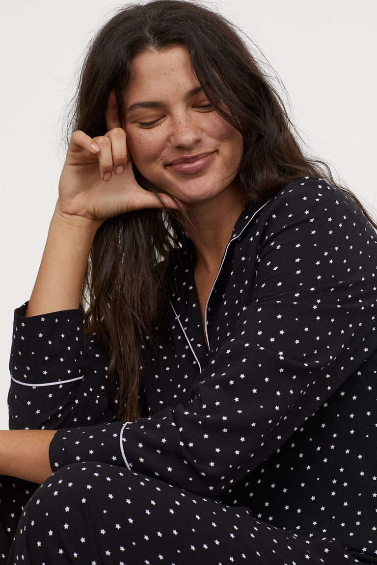 Pyjama shirt and bottoms