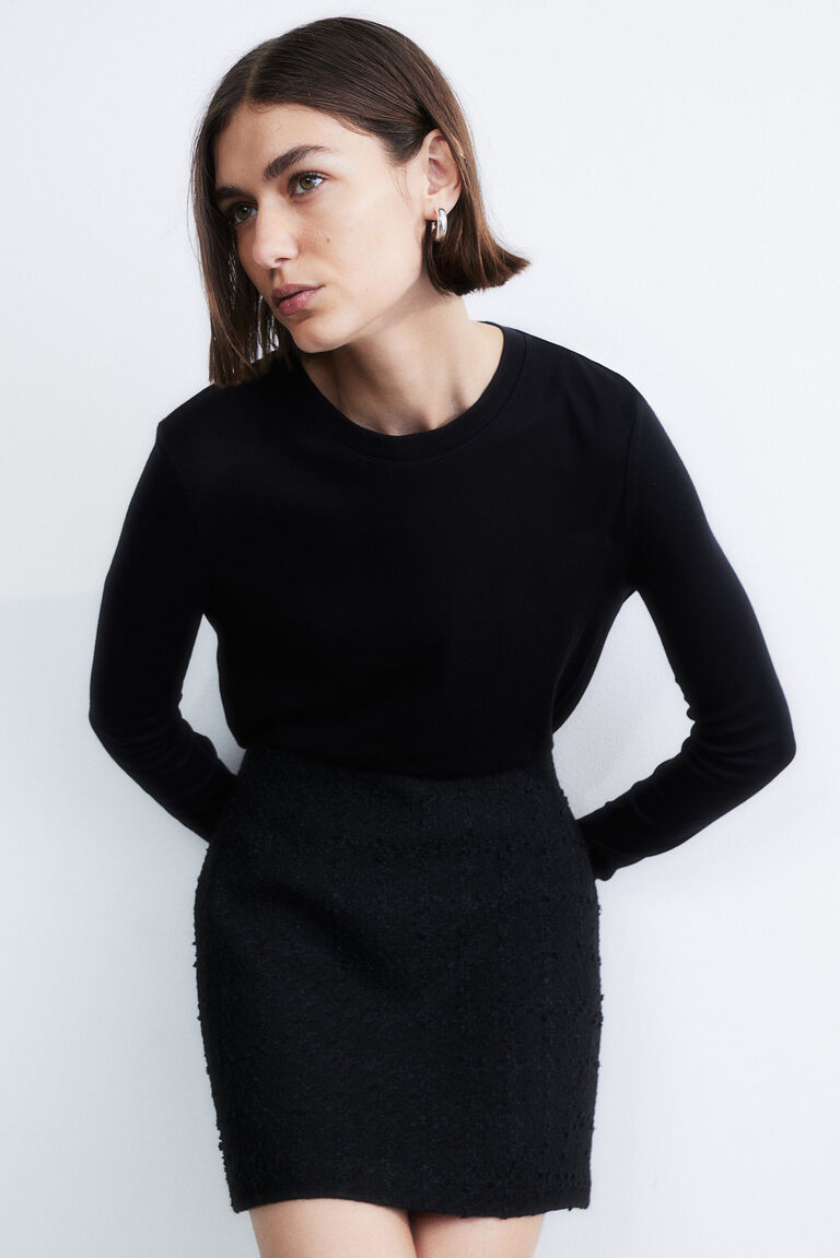 Black Textured Short Skort