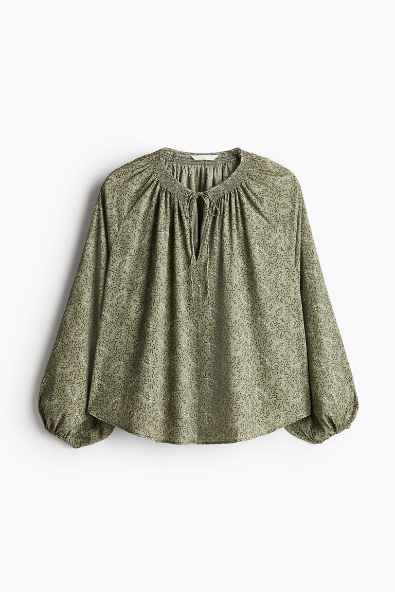 マガシーク MAGASEEK French sleeve blouse （グリーン） マガシーク MAGASEEK French sleeve blouse （グリーン