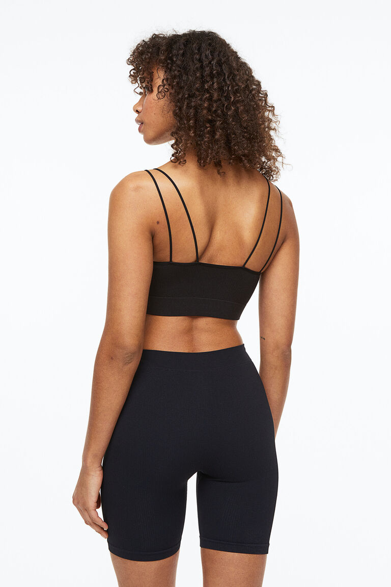 Seamless ribbed biker shorts