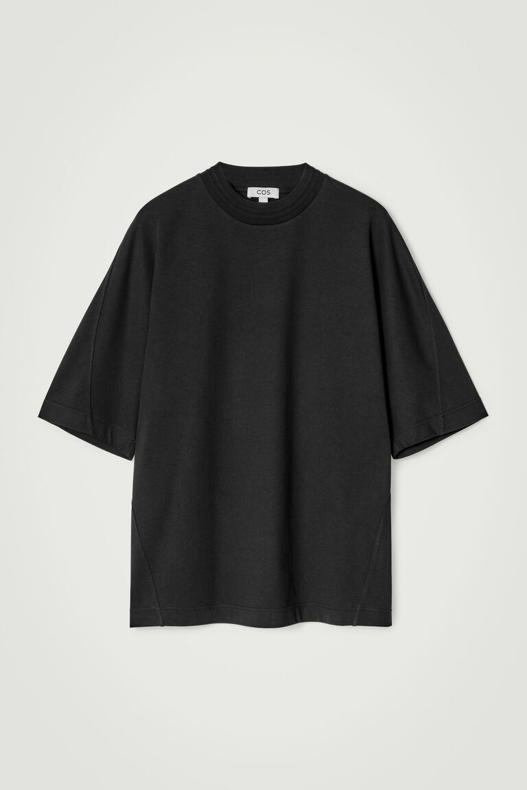 OVERSIZED HEAVYWEIGHT MOCK-NECK T-SHIRT