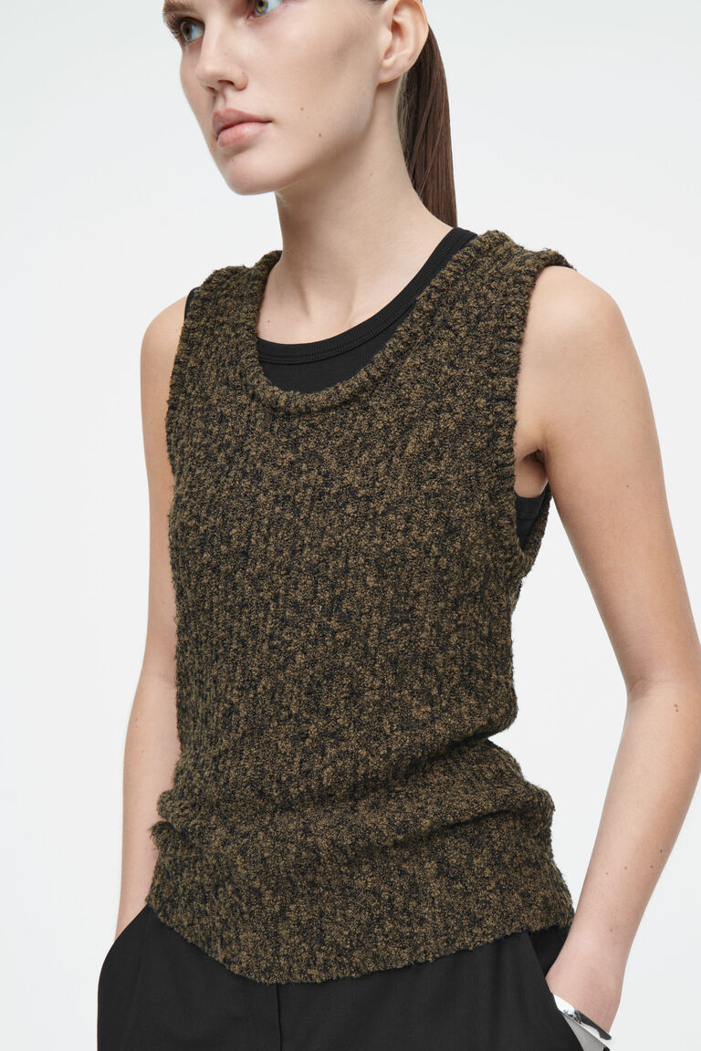 BOUCLÉ-KNIT VEST