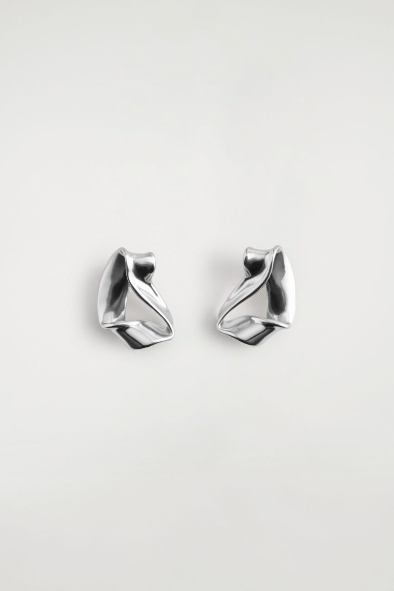 TWISTED RIBBON STUD EARRINGS