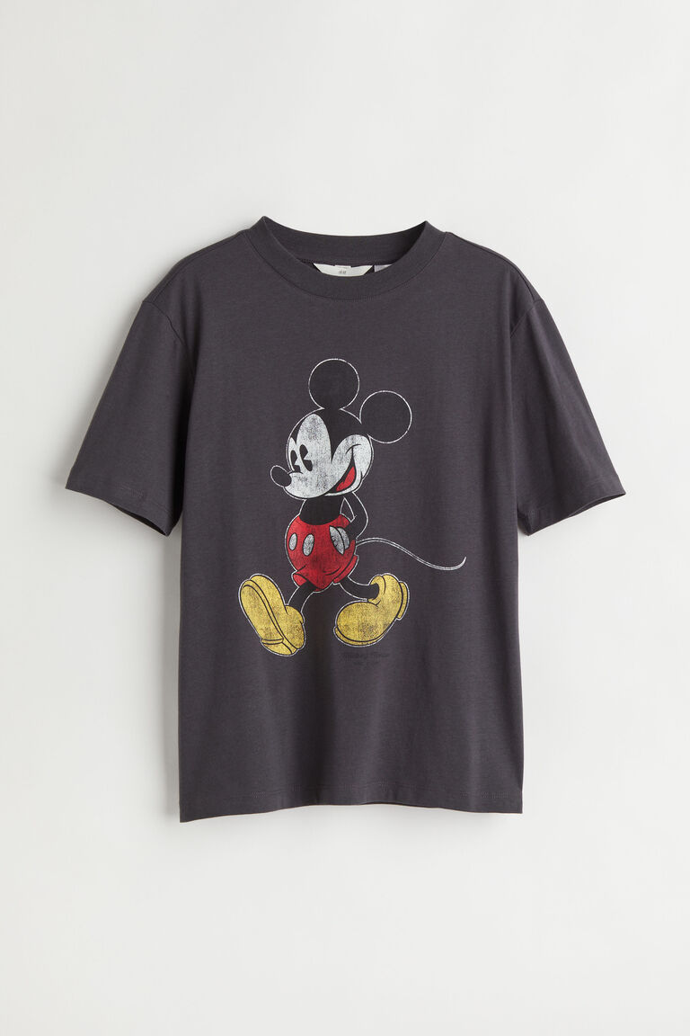 T-shirt with a motif