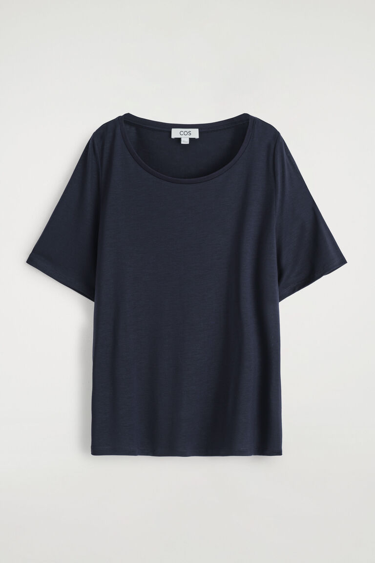 RELAXED SCOOP-NECK T-SHIRT