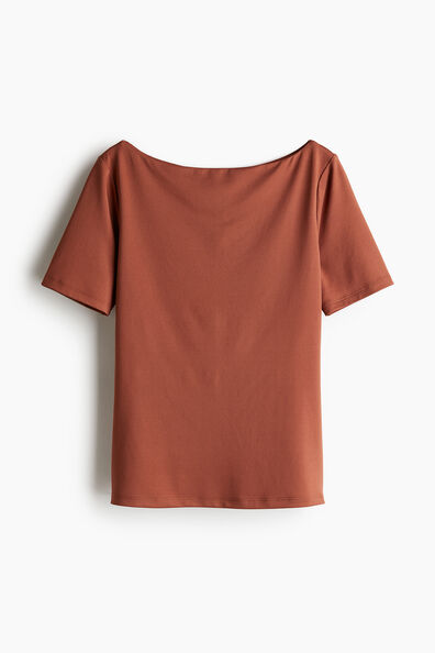 Boat-neck microfibre top