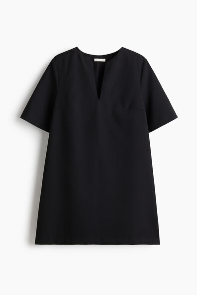 Short-sleeved dress
