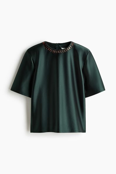 Shoulder-pad top