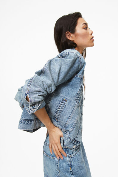 Short denim jacket