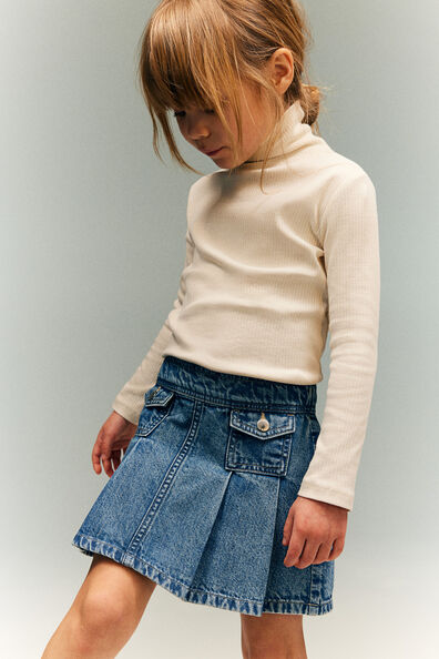 Pleated denim skirt