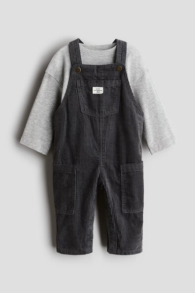 2-piece top and dungarees set