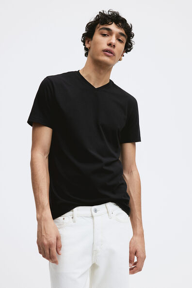 Slim Fit V-neck T-shirt