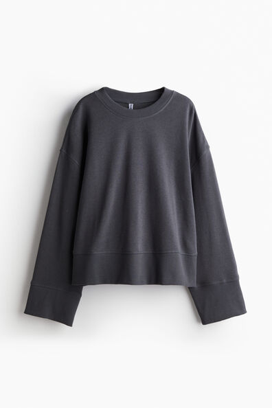 Oversized sweatshirt