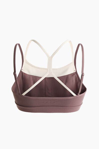 Sports bra with SoftMove™