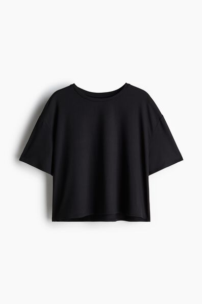 Boxy-style sports top with DryMove™