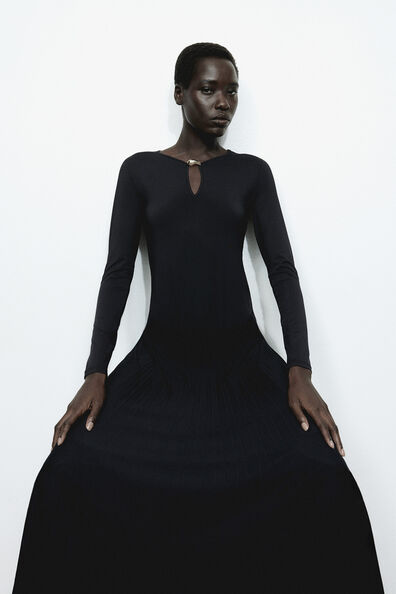 Pleated skirt